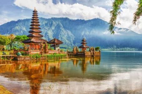 Balio sala, Ulun Danu šventykla